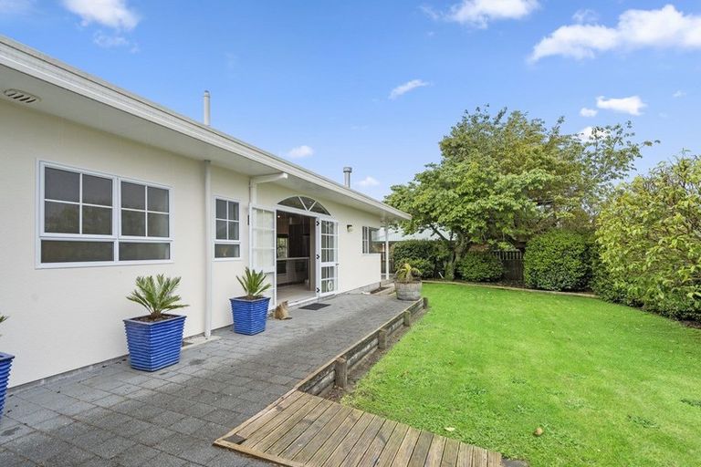 Photo of property in 10e Regan Street, Stratford, 4332