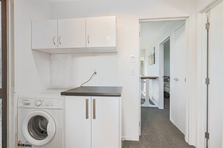 Photo of property in 16 Hunter Street, Westport, 7825