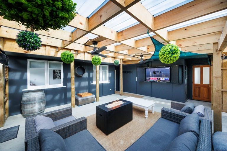 Photo of property in 3 Kent Avenue, Waitarere Beach, Levin, 5510