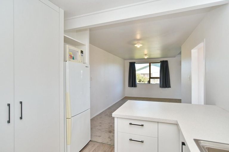 Photo of property in 44 Kowhai Avenue, Rangiora, 7400