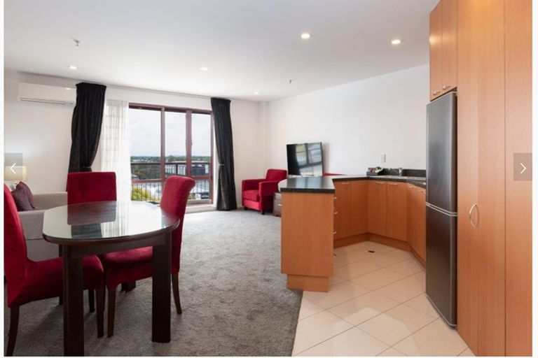 Photo of property in 87a Kilmore Street, Christchurch Central, Christchurch, 8013