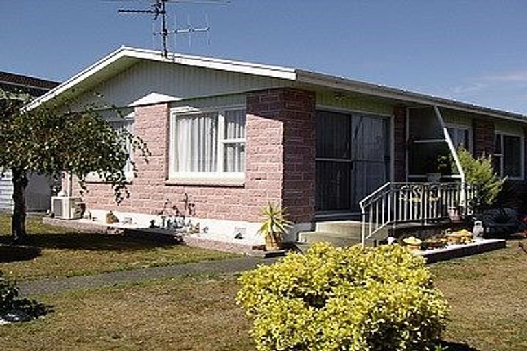 Photo of property in 41 Leicester Street, Stoke, Nelson, 7011