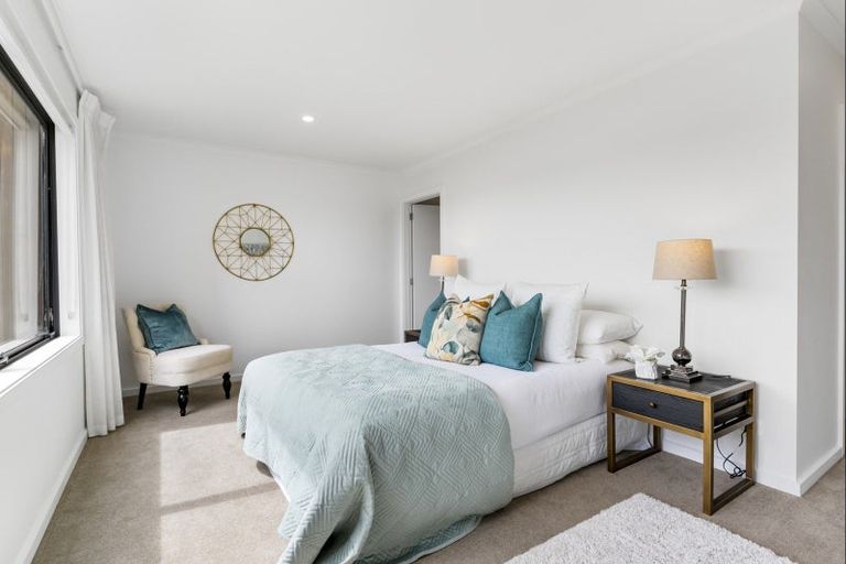 Photo of property in 9 Hudson Bay Road, Hobsonville, Auckland, 0616