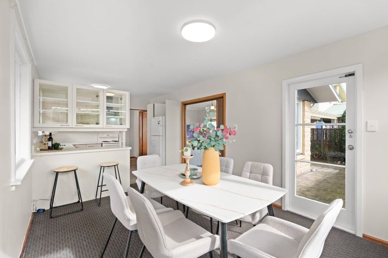 Photo of property in 115 Withells Road, Avonhead, Christchurch, 8042