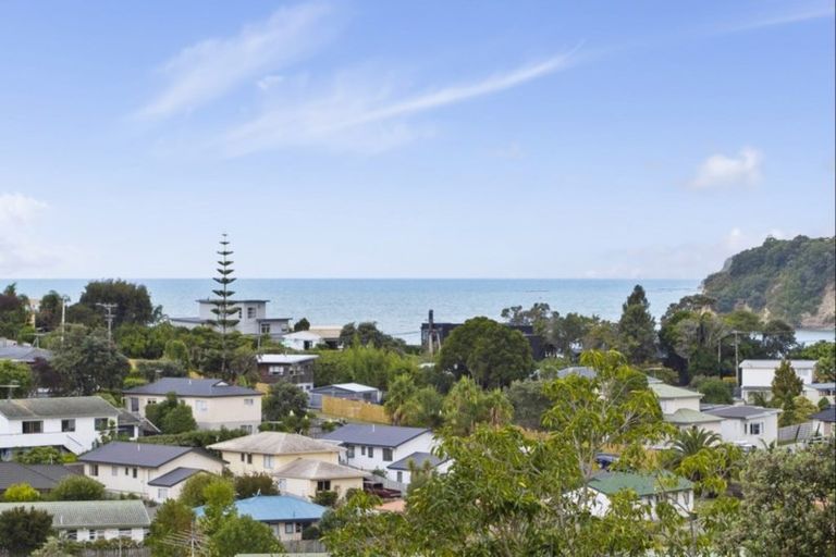 Photo of property in 6 Charlotte Street, Stanmore Bay, Whangaparaoa, 0932