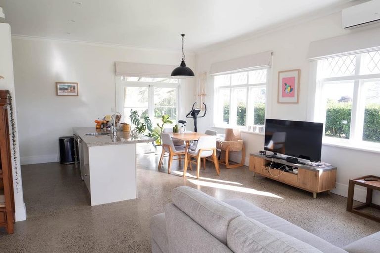 Photo of property in 206 Hooker Road, Tamahere, Hamilton, 3283