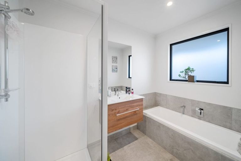 Photo of property in 4 Fox Lane, Rolleston, 7615