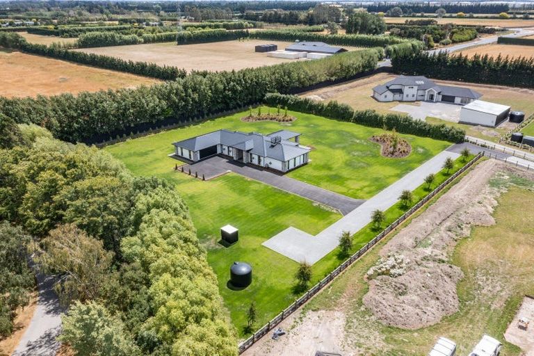 Photo of property in 21 Classiebawn Lane, Prebbleton, 7676