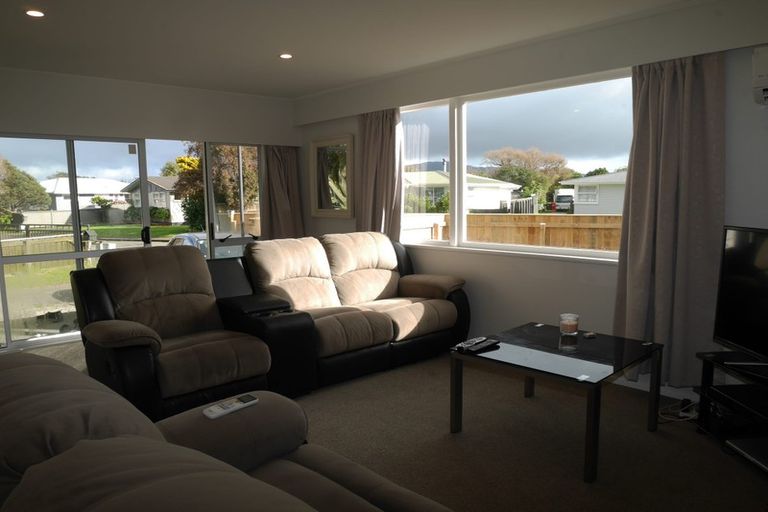 Photo of property in 86 Michael Road, Paraparaumu Beach, Paraparaumu, 5032