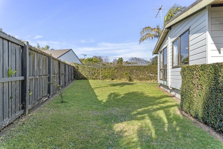 Photo of property in 247 Tukapa Street, Westown, New Plymouth, 4310