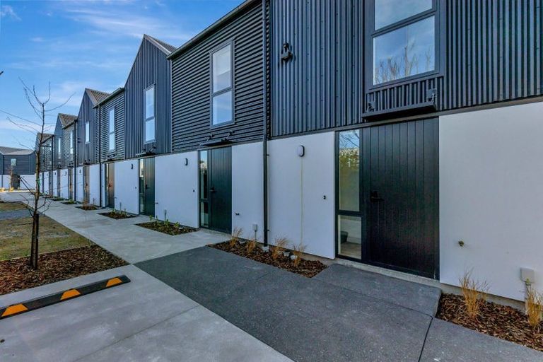 Photo of property in 4/9 Grove Road, Addington, Christchurch, 8024