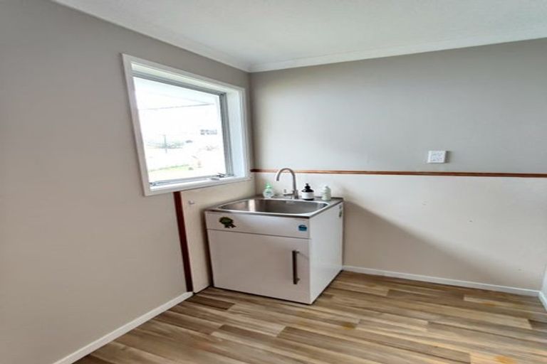 Photo of property in 58 Lewisham Street, Highland Park, Auckland, 2010