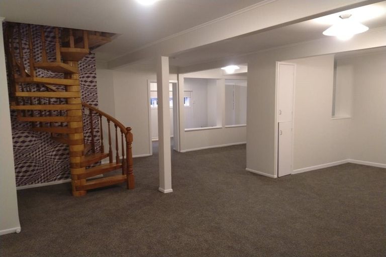 Photo of property in 103 Kenmore Street, Newlands, Wellington, 6037