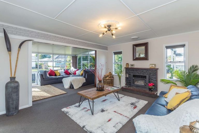 Photo of property in 21 Gordon Place, Levin, 5510