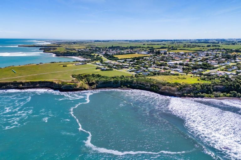 Photo of property in 5 Dorset Street, Opunake, 4616