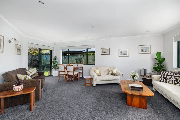 Photo of property in 11 Kilountain Place, Kerikeri, 0230