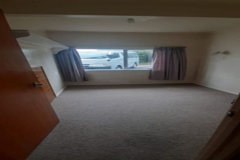 Photo of property in 37d Paramu Avenue, Birkdale, Auckland, 0626