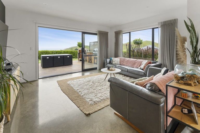 Photo of property in 17 Huntaway Close, Stoke, Nelson, 7011