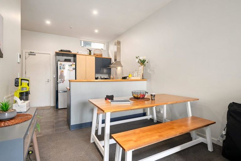 Photo of property in De Vere Apartments, 25/23 Tennyson Street, Te Aro, Wellington, 6011