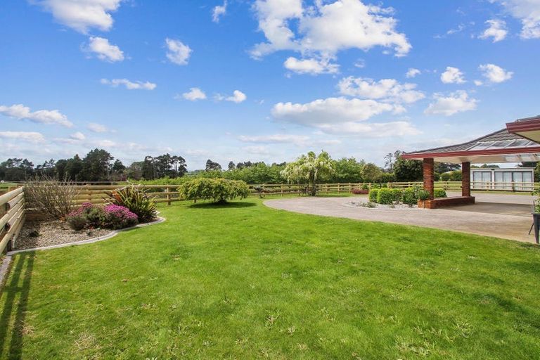 Photo of property in 137 Hart Road, Pukekohe, 2676