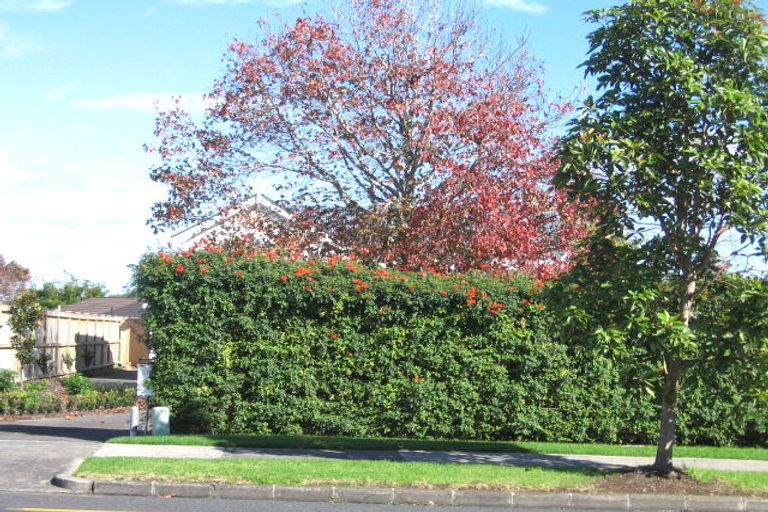 Photo of property in 203 Bucklands Beach Road, Bucklands Beach, Auckland, 2012