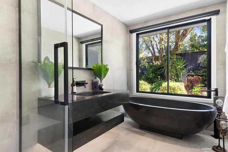 Photo of property in 30a Mcmaster Street, Greytown, 5712