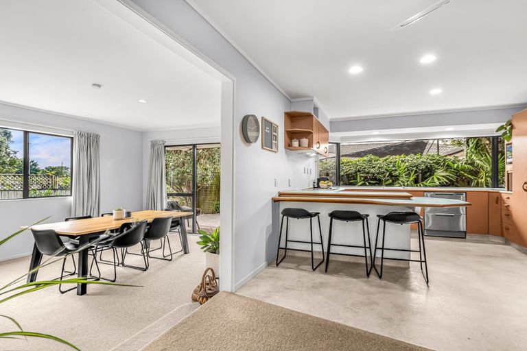 Photo of property in 46 Carter Drive, Pomare, Rotorua, 3015