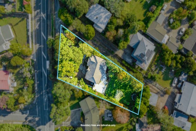 Photo of property in 195 Golf Road, Titirangi, Auckland, 0604