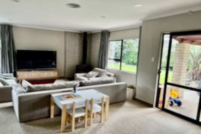 Photo of property in 5 Kokako Place, Taradale, Napier, 4112