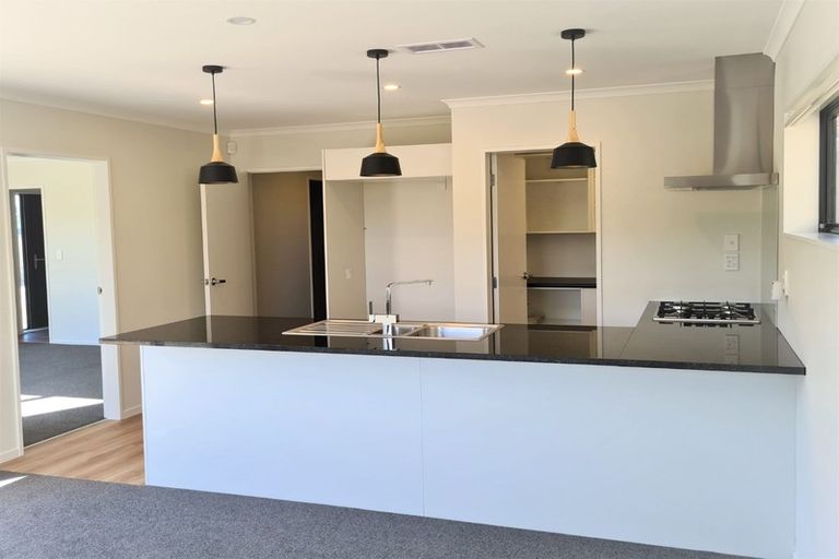 Photo of property in 61 Atherton Terrace, Churton Park, Wellington, 6037