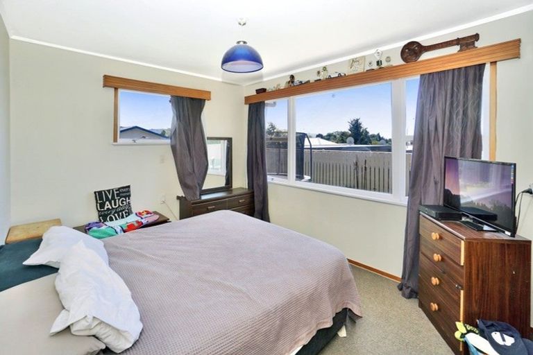 Photo of property in 1 Oroua Street, Te Puke, 3119