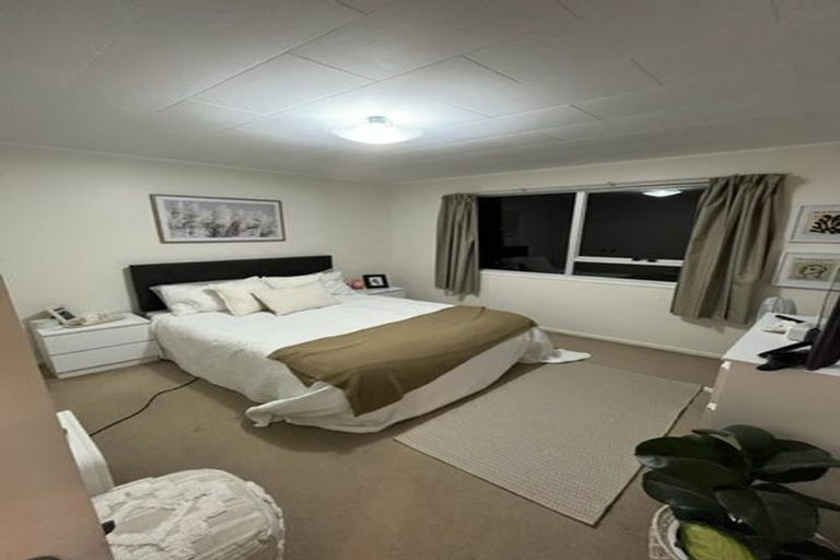 Photo of property in 1/42 Kia Ora Road, Beach Haven, Auckland, 0626