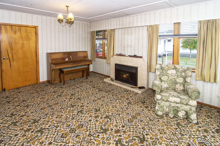 Photo of property in 5 Kiwi Street, Masterton, 5810