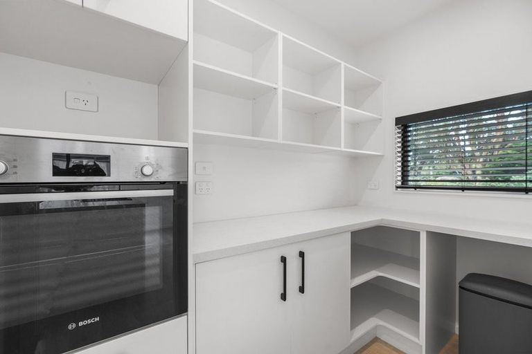 Photo of property in 31 Regent Street, Martinborough, 5711