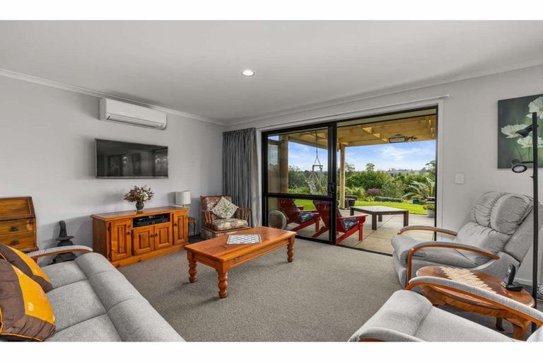 Photo of property in 98 River Drive, Kerikeri, 0294