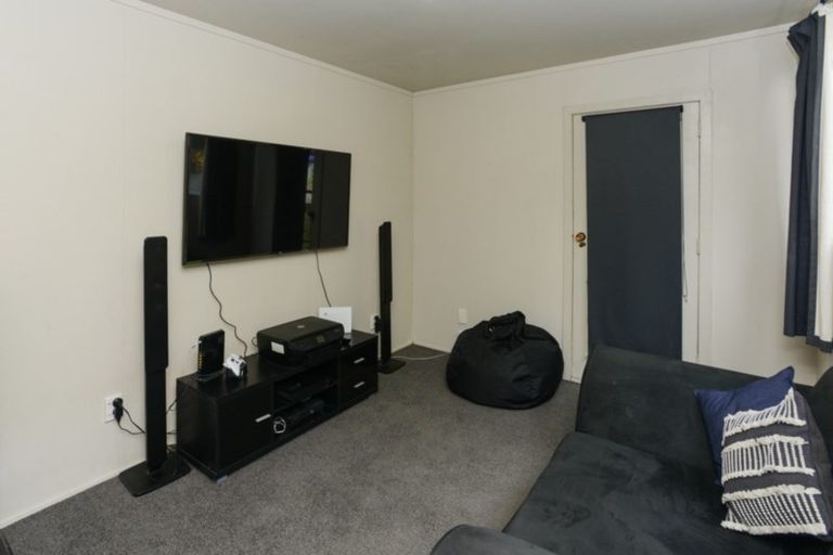 Photo of property in 7 Henderson Street, Otane, 4202