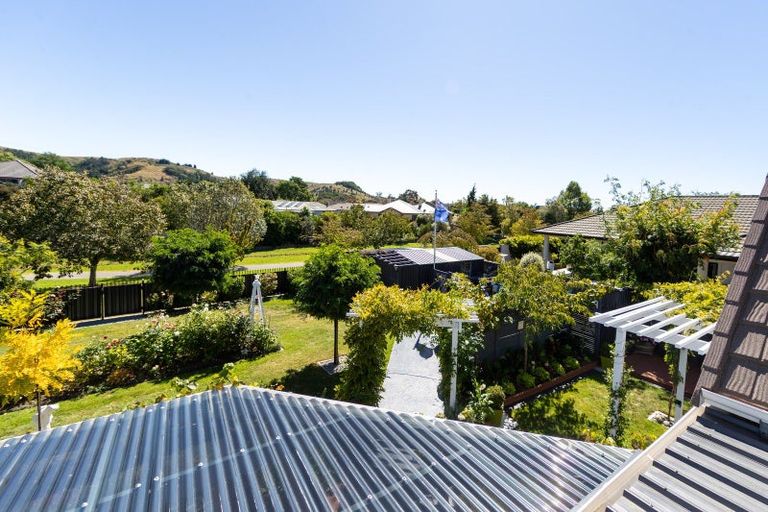 Photo of property in 38 Kensington Drive, Taradale, Napier, 4112