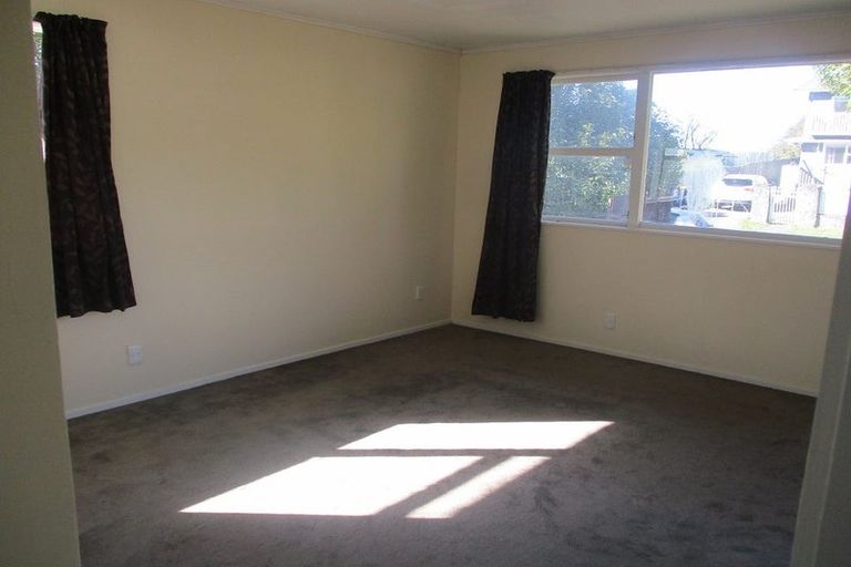 Photo of property in 76 Helena Street, Massey, Auckland, 0614