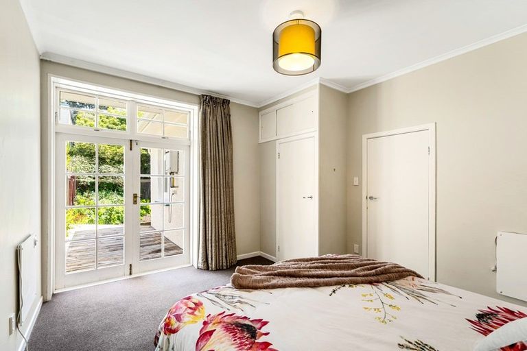 Photo of property in 10 Todman Street, Brooklyn, Wellington, 6021