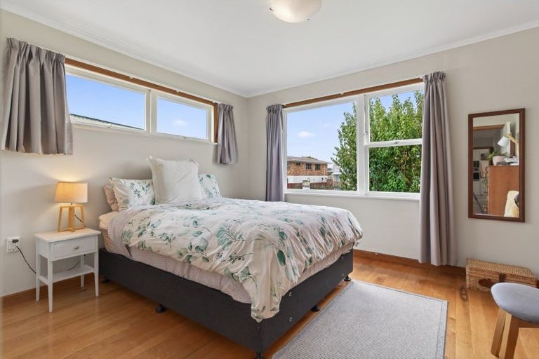 Photo of property in 11 Erin Street, Tikipunga, Whangarei, 0112