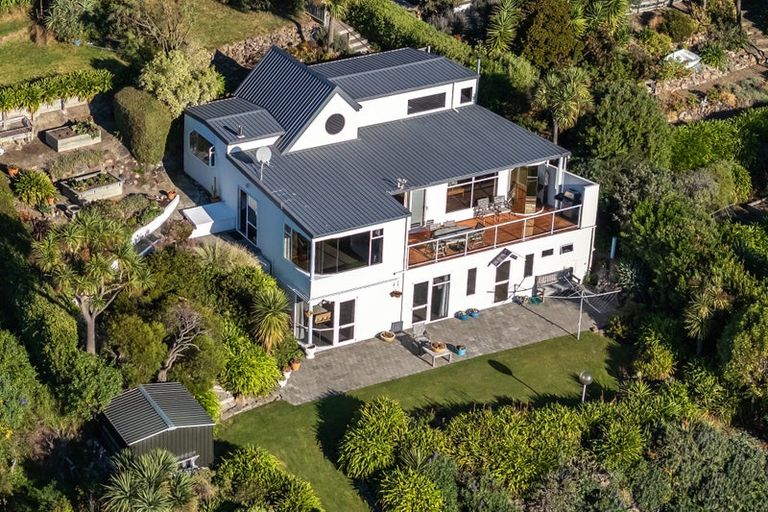 Photo of property in 2/35 Ranui Crescent, Diamond Harbour, Lyttelton, 8971