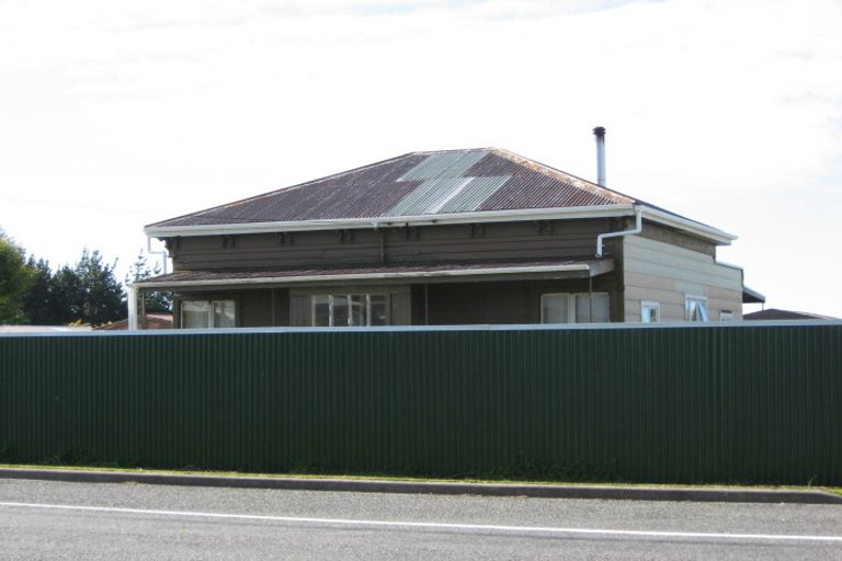 Photo of property in 113 Brougham Street, Westport, 7825