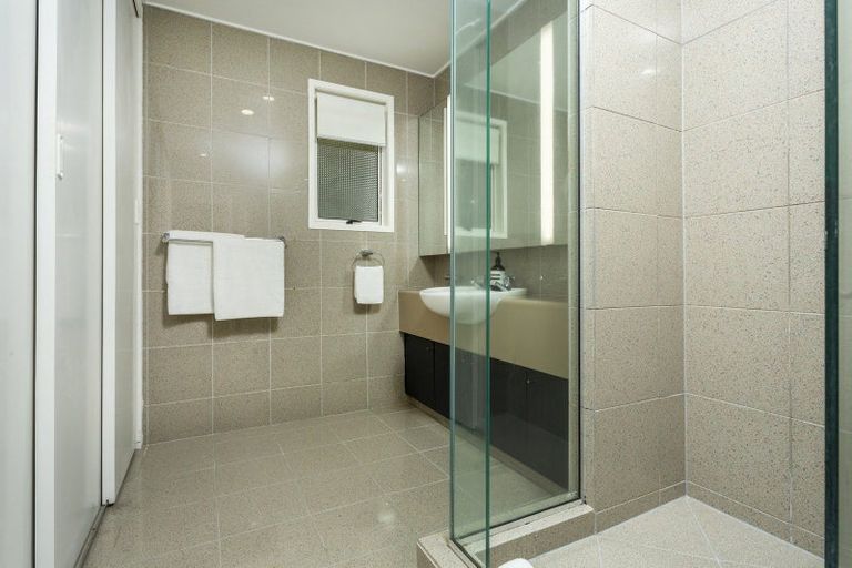 Photo of property in 62 Sharon Road, Waiake, Auckland, 0630