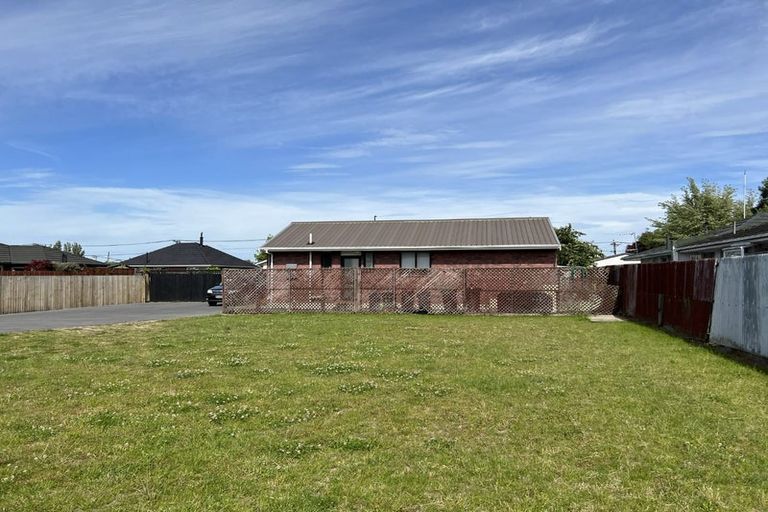 Photo of property in 17 Marshland Road, Shirley, Christchurch, 8061