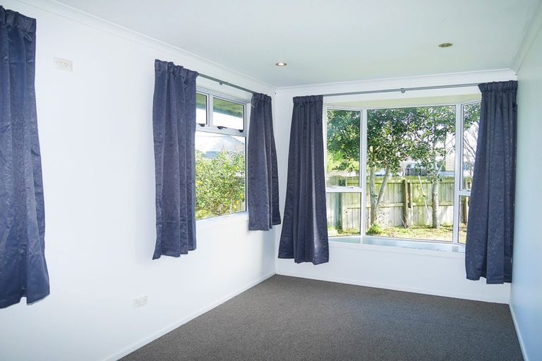 Photo of property in 66 Makarini Street, Paraparaumu, 5032