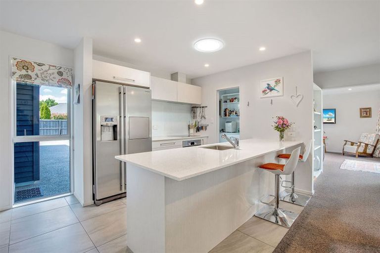 Photo of property in 10a Manor Drive, Rolleston, 7614