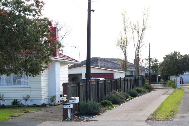 Photo of property in 144 Hall Avenue, Favona, Auckland, 2024