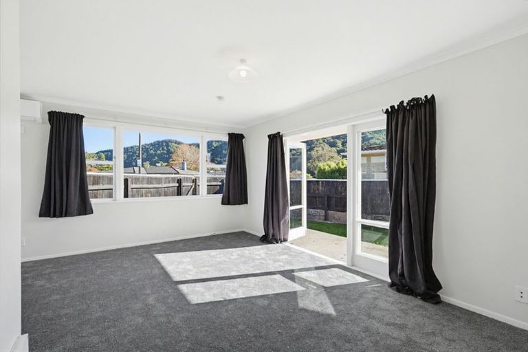 Photo of property in 1/7 Mitre Grove, Trentham, Upper Hutt, 5018