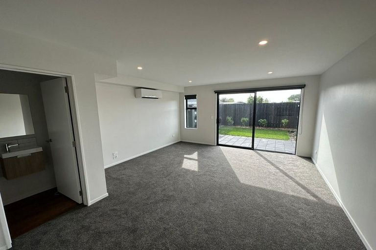 Photo of property in 5/66 Metcalfe Road, Ranui, Auckland, 0612