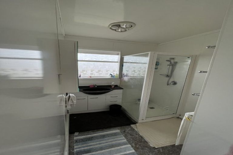 Photo of property in 45 Baylands Drive, Newlands, Wellington, 6037